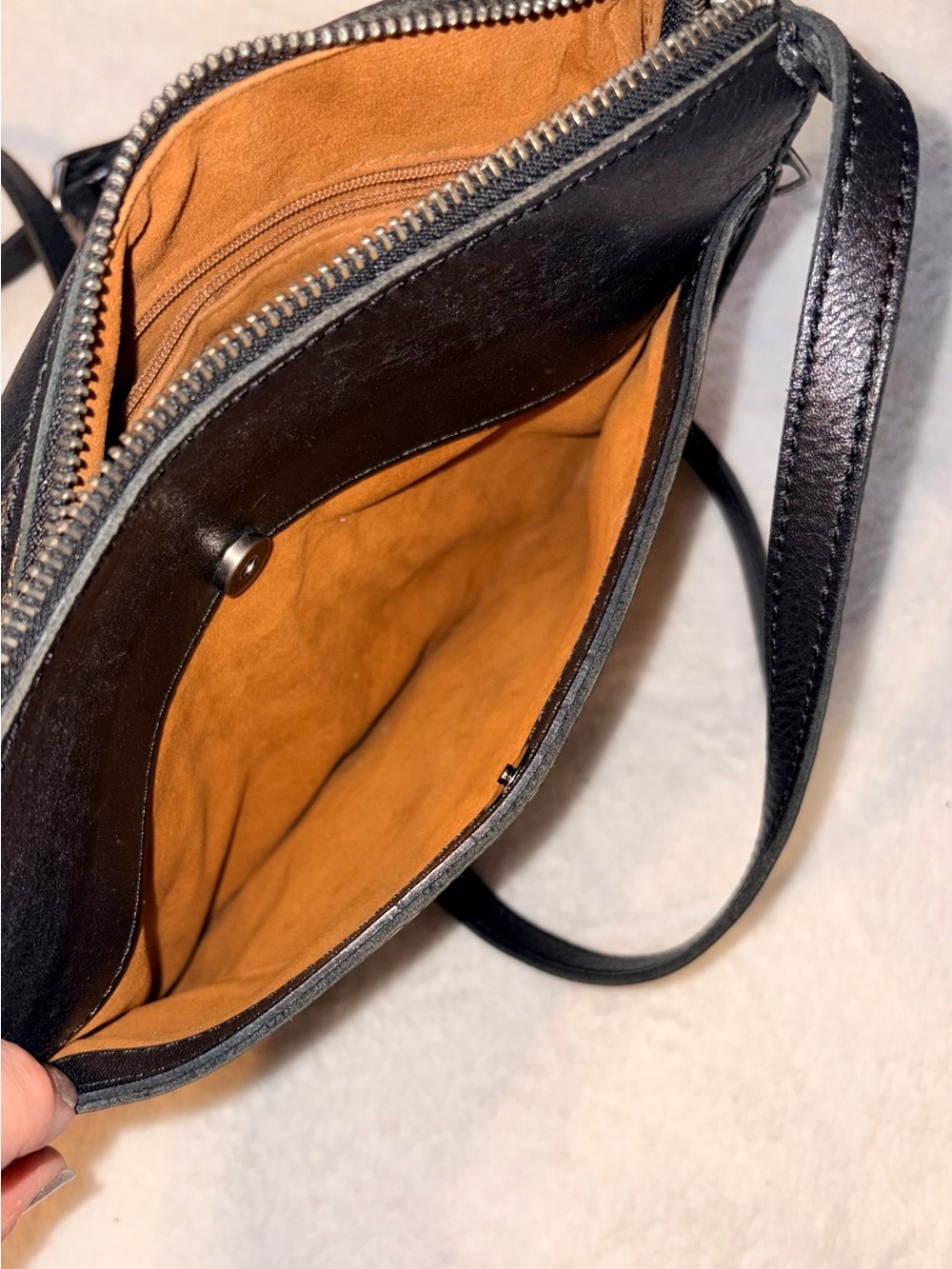 Patricia Nash Black Leather Crossbody Bag - Picture 7 of 10